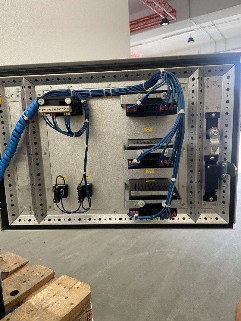 ABB Gehäusesysteme mit Temperatur-kontrolle