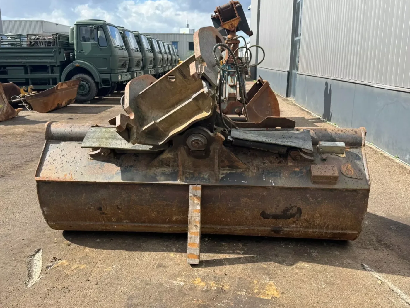 Tilting Bucket CW45 27-42 tons excavator - 6