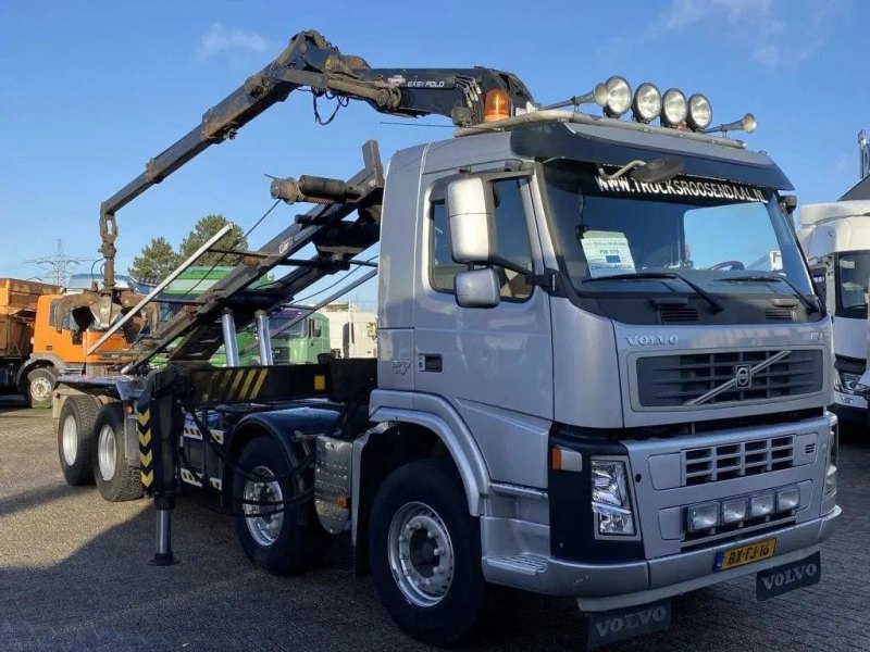 Volvo FM 370 + Euro 5 + Palfinger Z-Q170 Crane + 30ton NCH lift + Container system + hoogsta