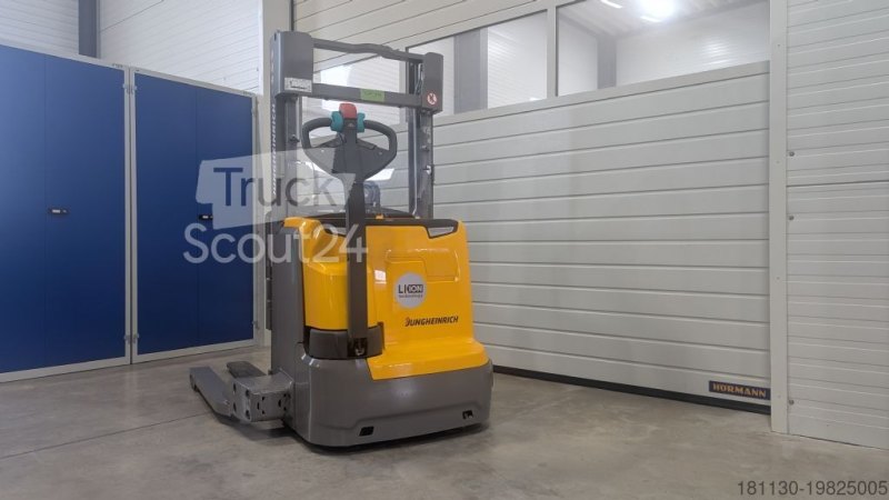 Jungheinrich EJC 212b neuwertig