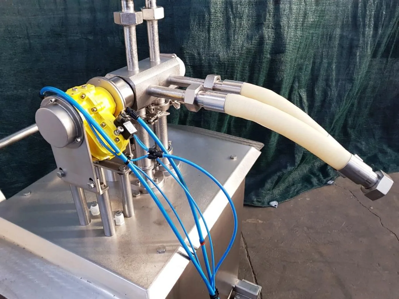 DOSATRICE PNEUMATICA PER CREME - 2