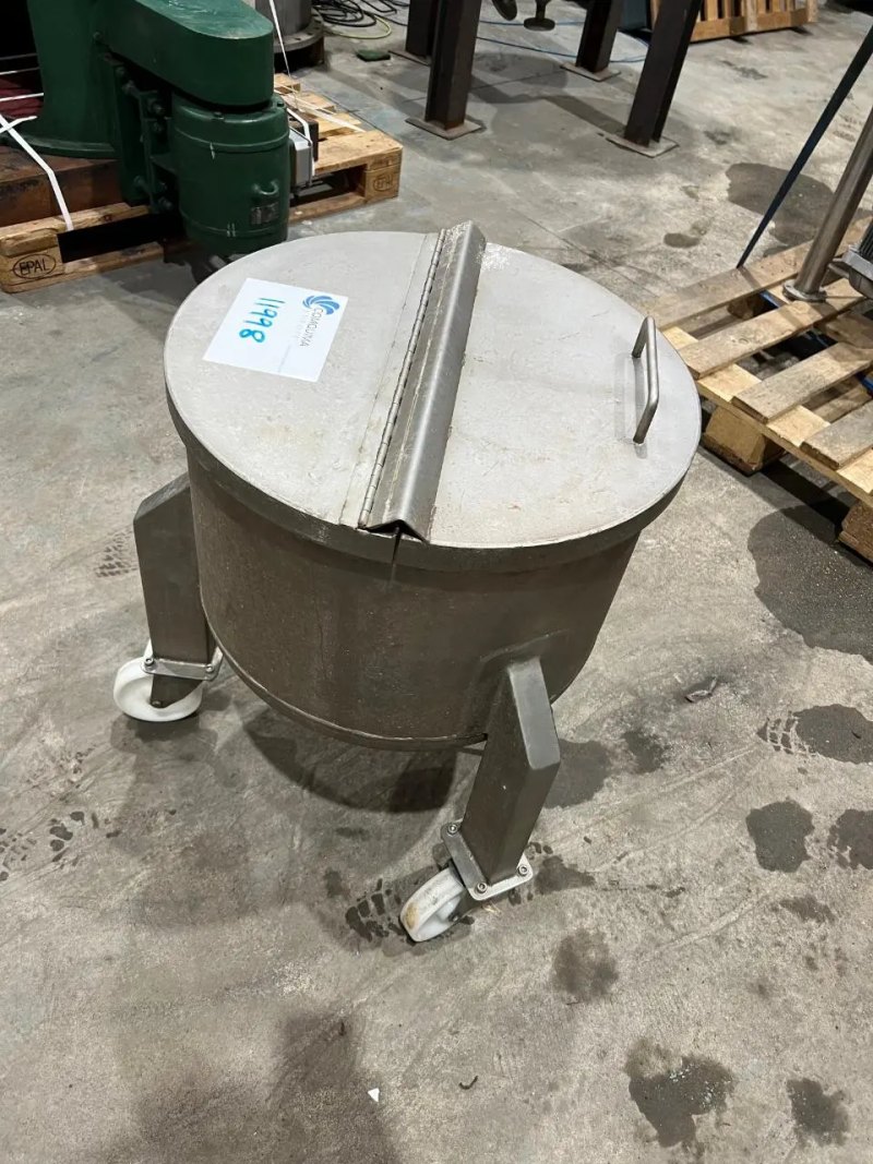 STAINLESS STEEL TANK 74 LITERS