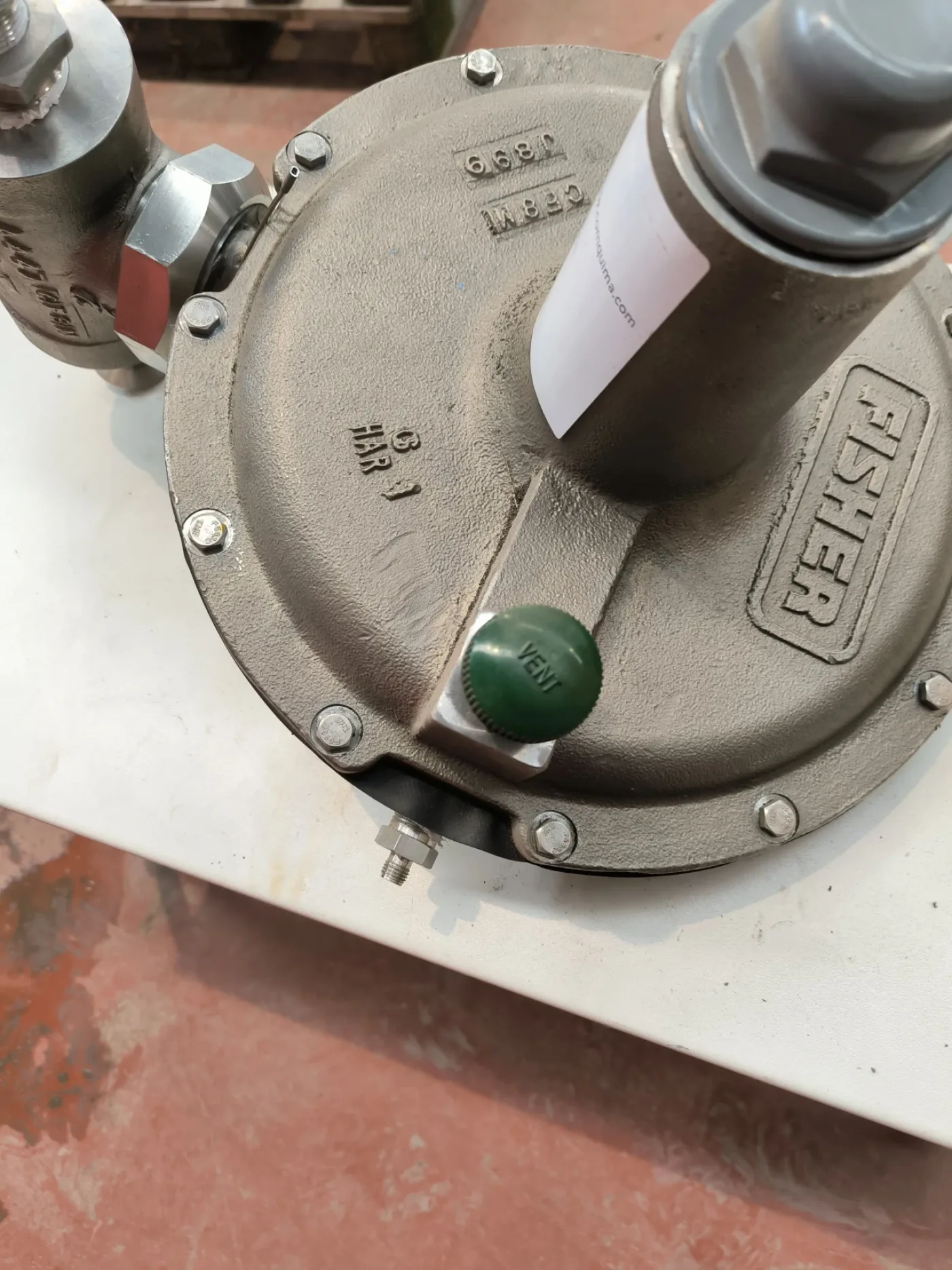 VACUUM BREAKER EMERSON FISHER Y692VBM UNUSED - 5