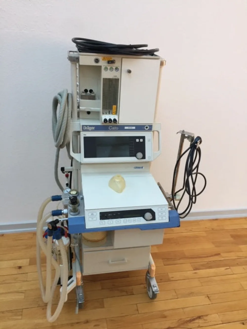Dräger Cato Narkosebeatmungsgerät