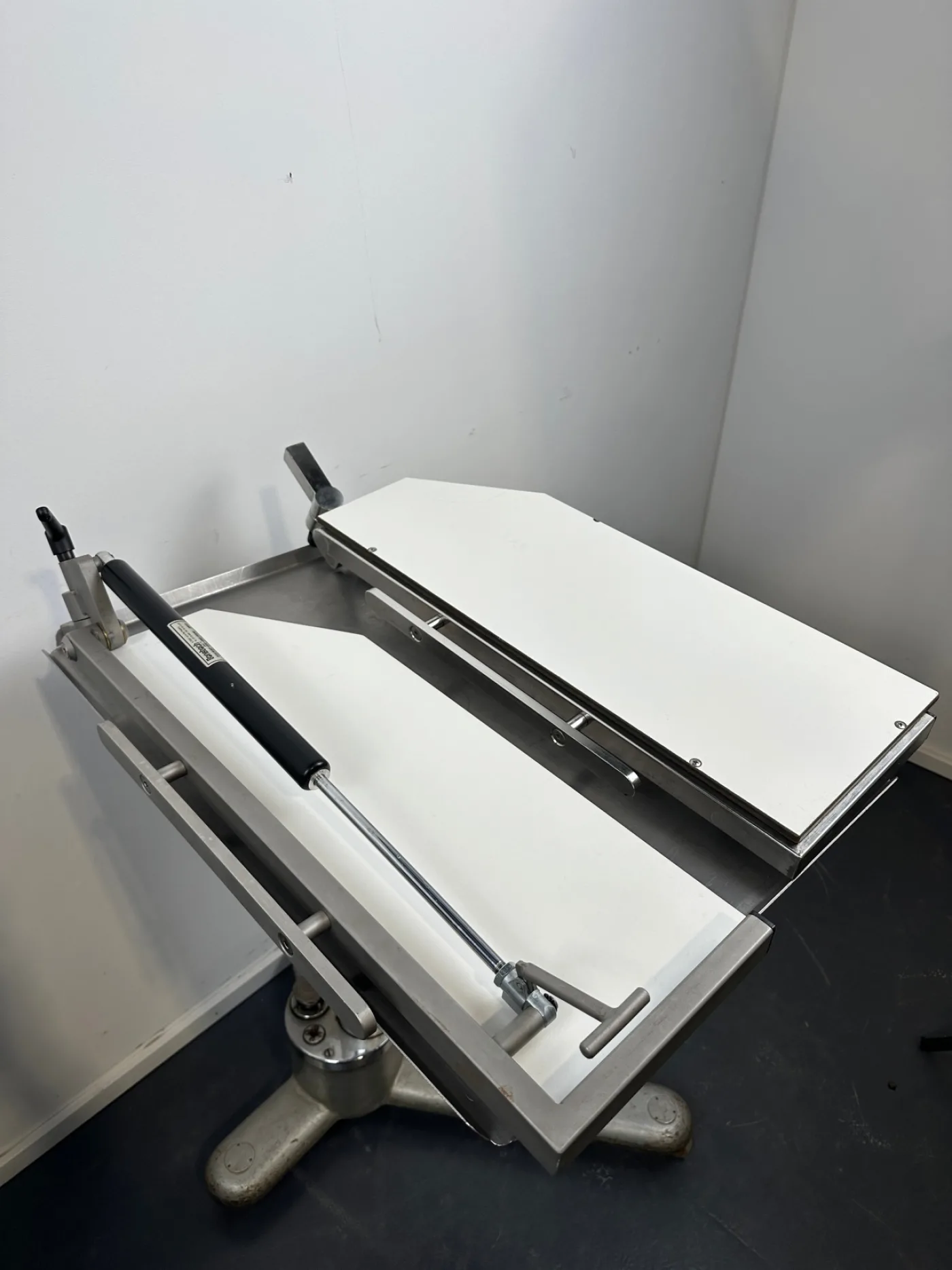 OP-Tisch Beinplatte zweiteilig für z.B. Medifa 5000 - 4