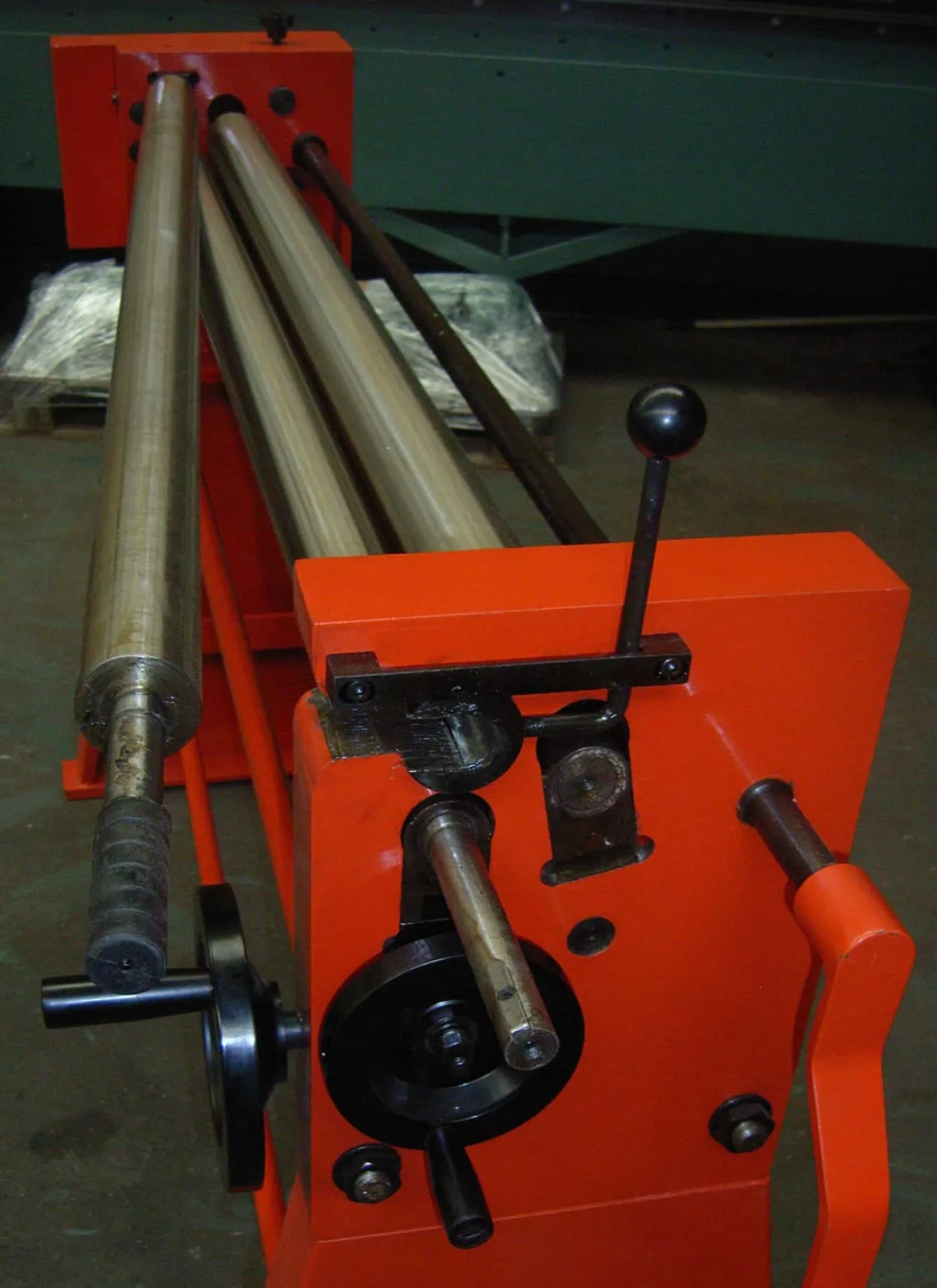 WNS Hand Bending Rolls 1250mm x 60mm x 1.2mm Capacity - WNS - W. Neal Services Ltd - 6