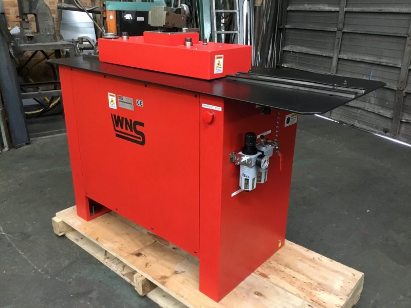 WNS 16swg (1.6mm) Pneumatic Pittsburgh Lock Former Rollformer - WNS - W. Neal Services Ltd
