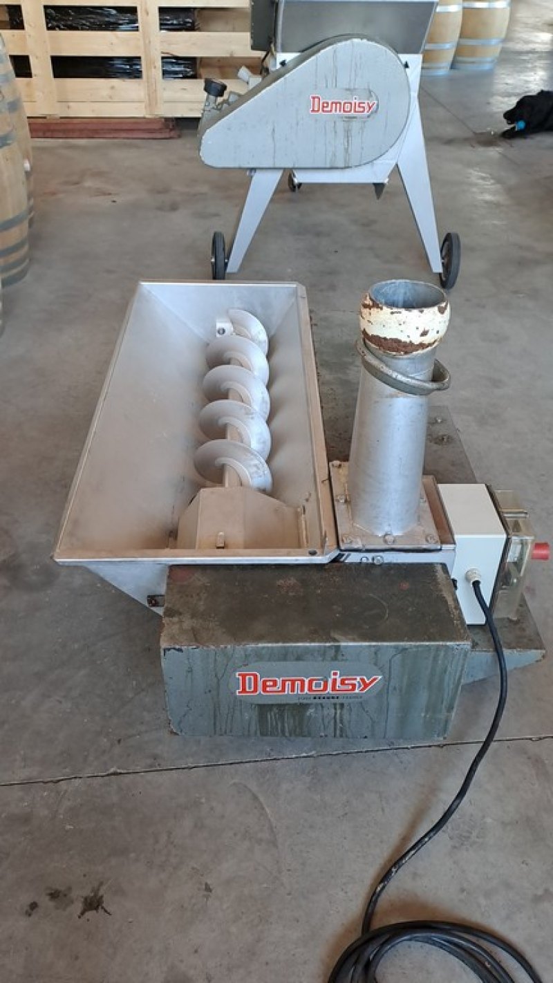 DESTAMMER DEMOISY, IN STAILESS-STEEL WITH ELLIPTICAL ROTOR PUMP, SECOND HAND MACHINE