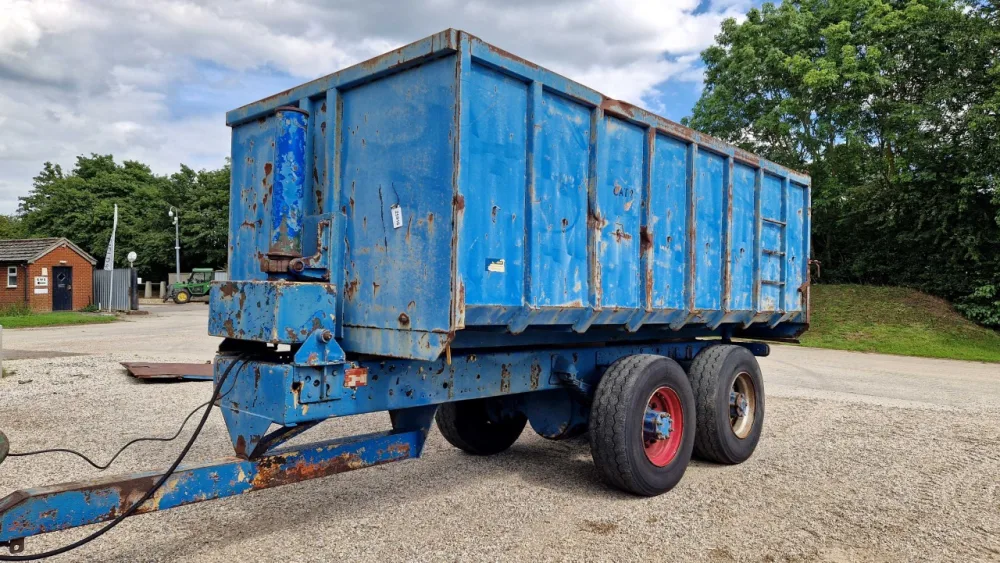 Ian Hutchinson 10-ton Tipping Trailer