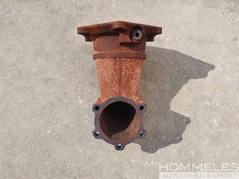 MTU 12V2000 exhaust