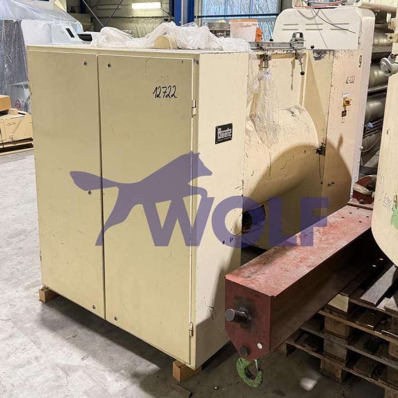 Zweiwellen-Ausstoß-Mischkneter BEETZ - Type MK-2/1000 mit ca. 1000 Liter Nutzinhalt.