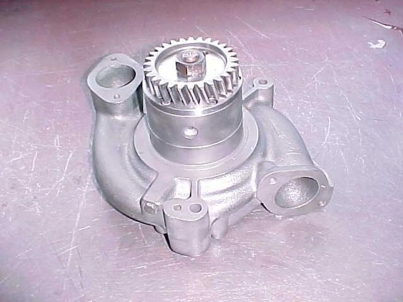 WATER PUMP DEUTZ TBD 616V12 OR TBD 616V16 - 2