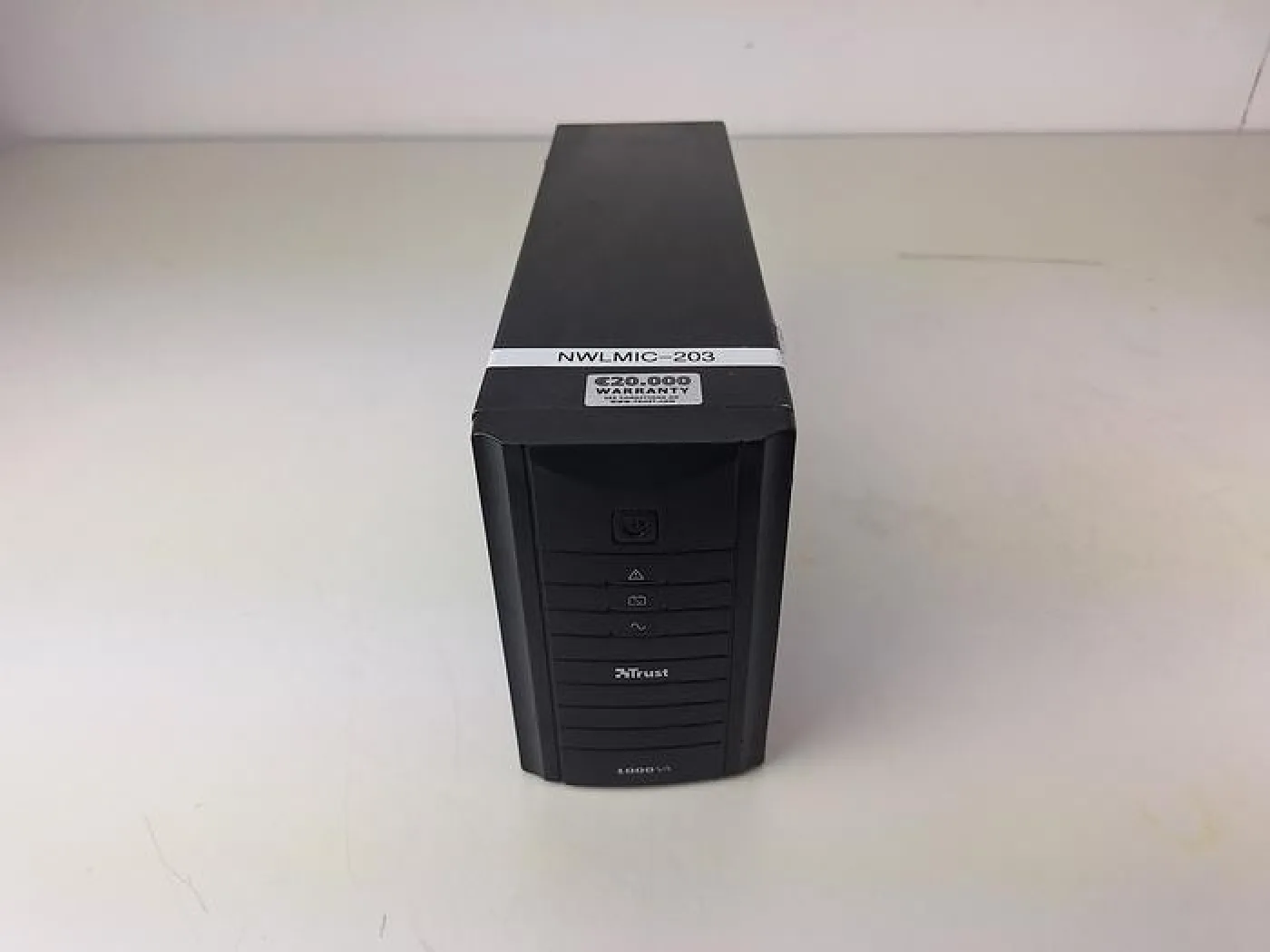 Trust 1000VA UPS - 1
