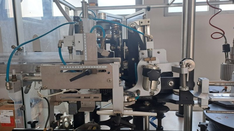 CAPSULING MACHINE ROBINO & GALANDRINO MOD. MONOSTADIO FT 4, SECOND HAND EQUIPMENT