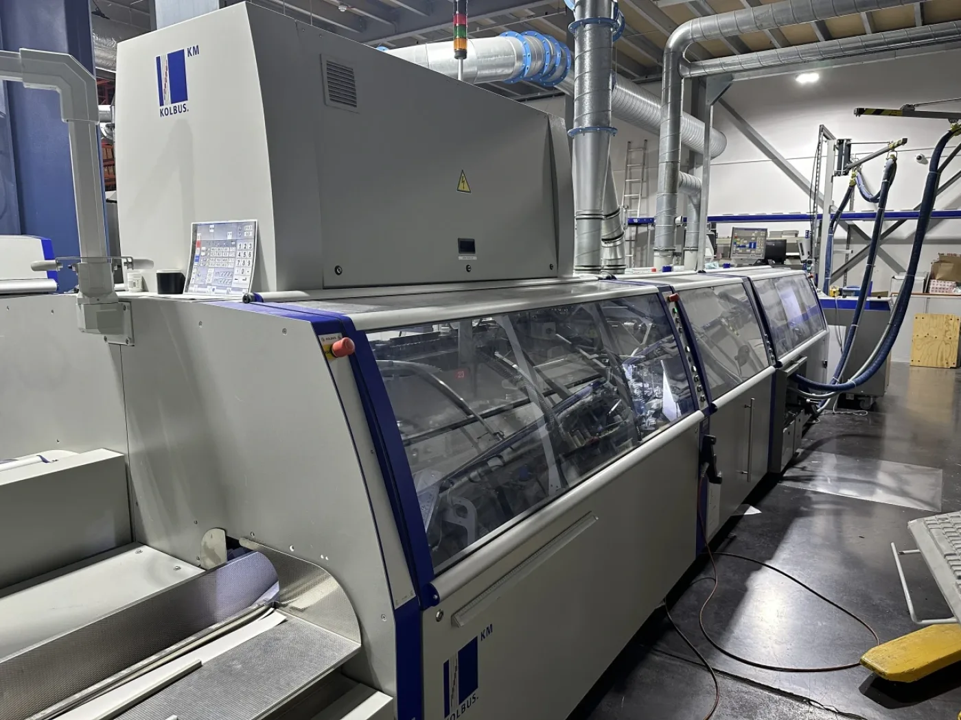 Kolbus KM 600.C perfect binding line - 6