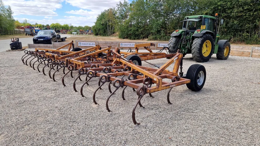 1988 Simba 8m Pigtail Tine Cultivator