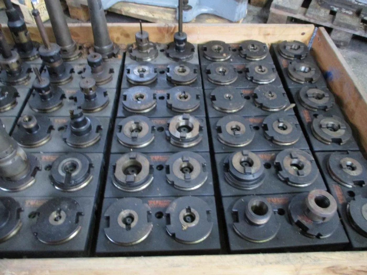 54x SK 50 / 27x TUL Kelch UNBEKANNT - 2