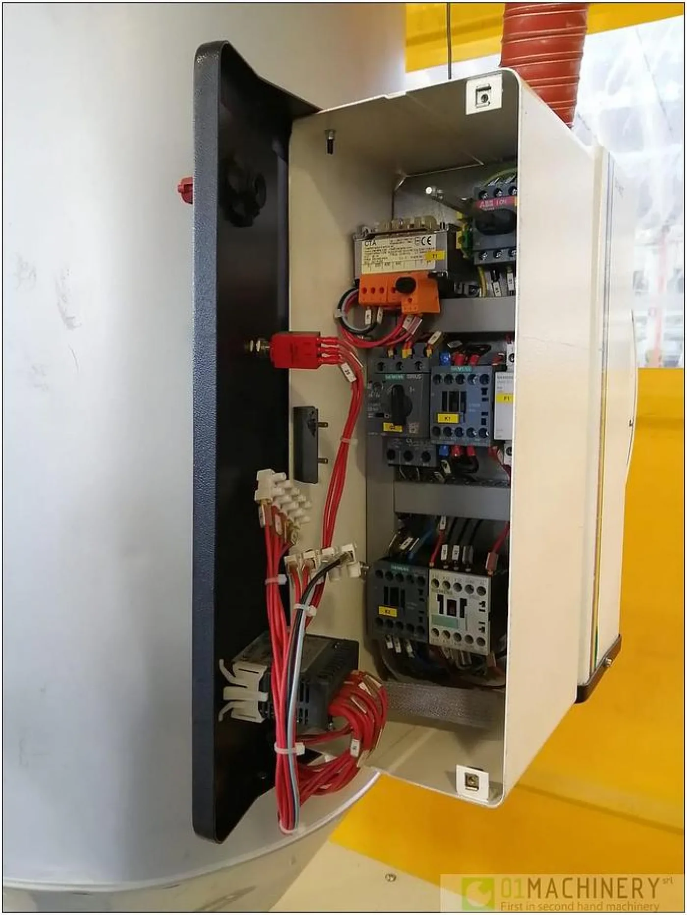SB PLASTICS MACHINERY AI2612 - 4