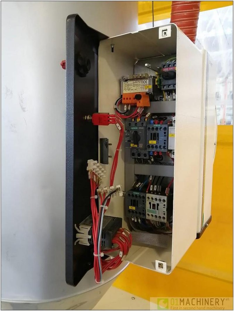 SB PLASTICS MACHINERY AI2612