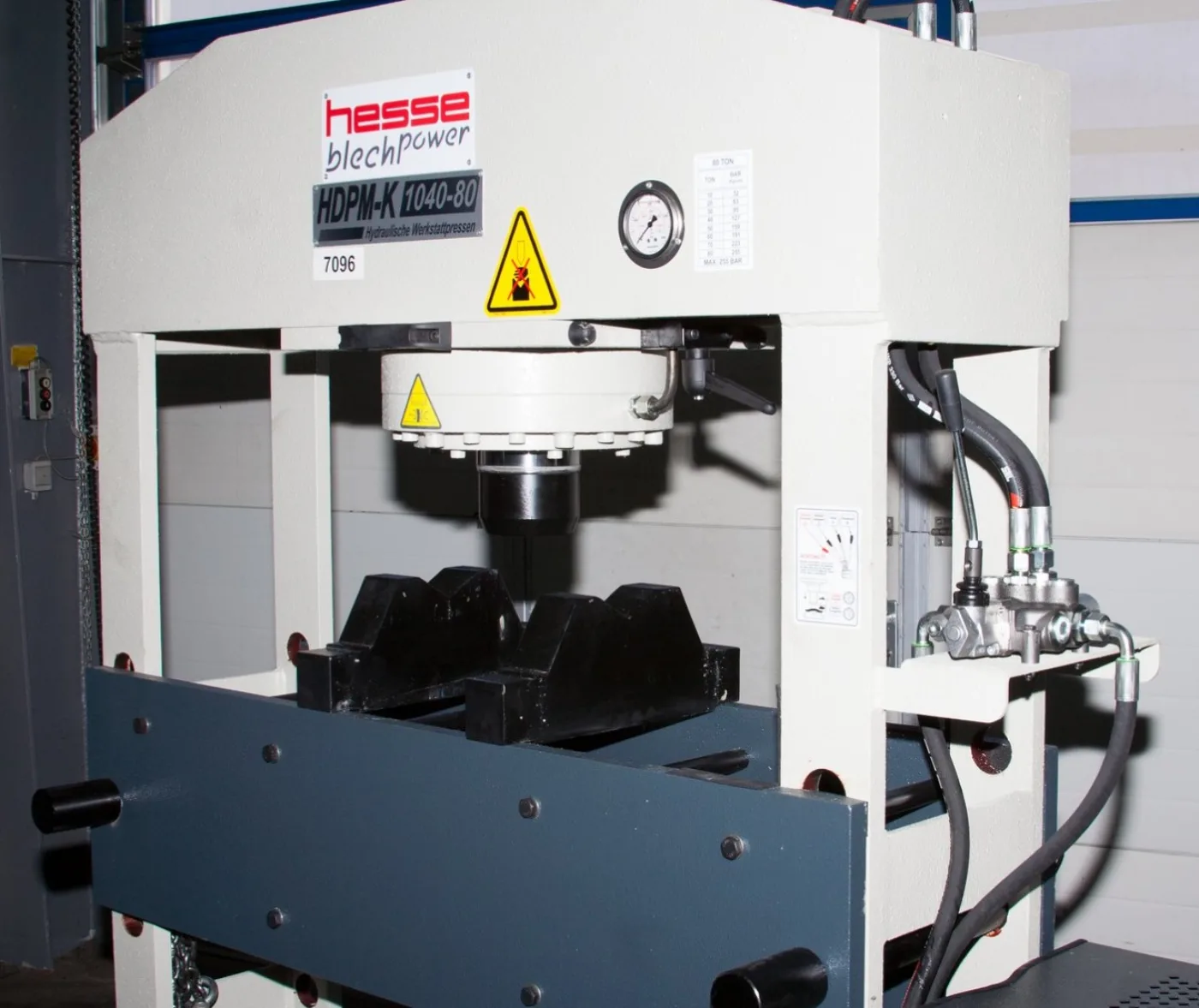 Hydraulische Werkstattpresse DPM-K 1040-80 - 2
