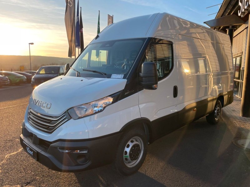Iveco Daily 35S18 HA8 3.0L *R3.520mm*Automatik*Camera*