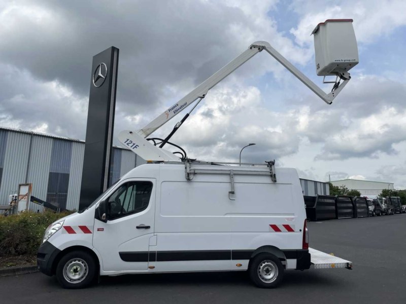 Renault Master 2.3 dCi / France Elevateur 121FT, 12m