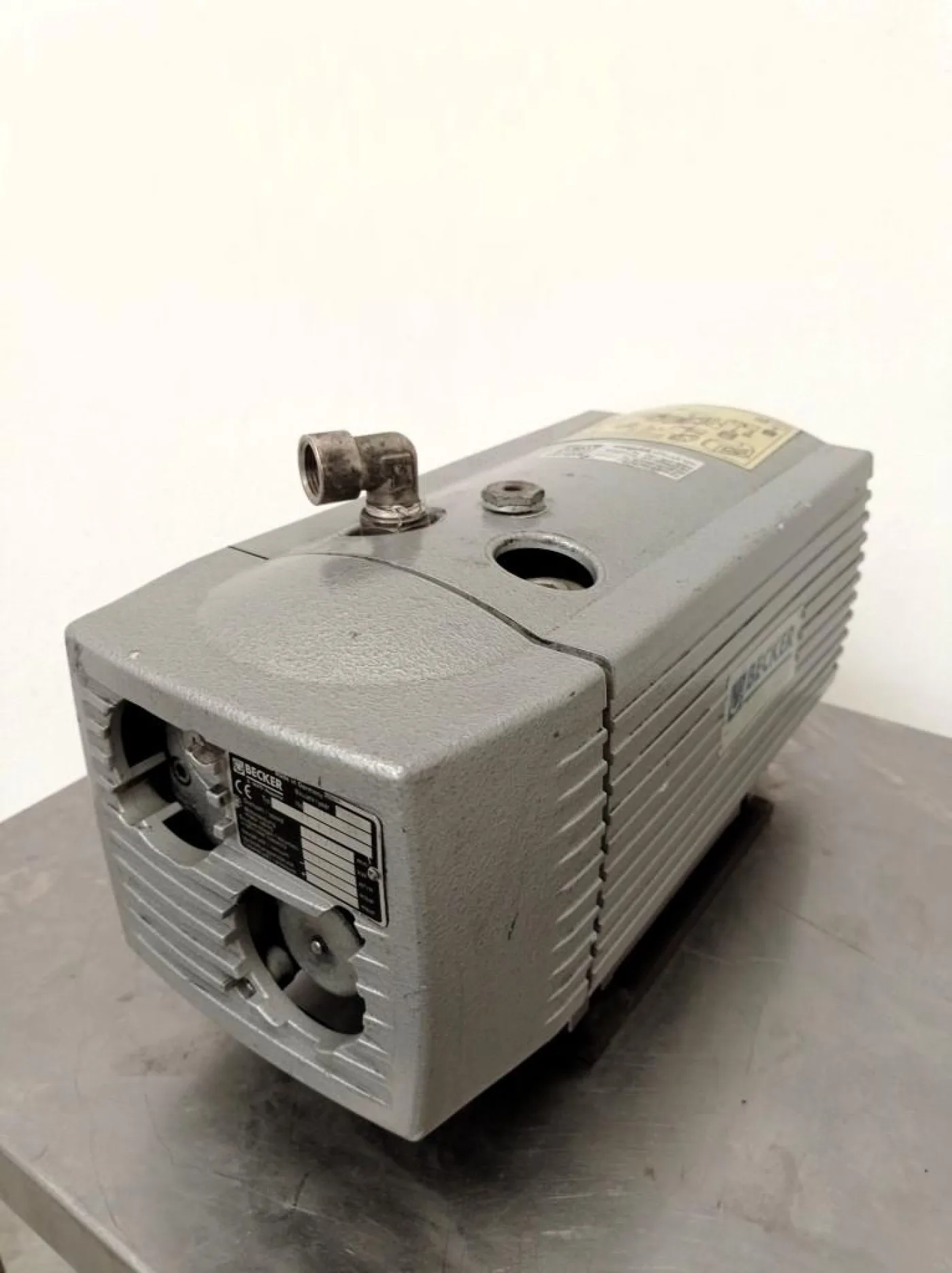 POMPA DA VUOTO – BECKER – MOD. VT 4.10 - 1