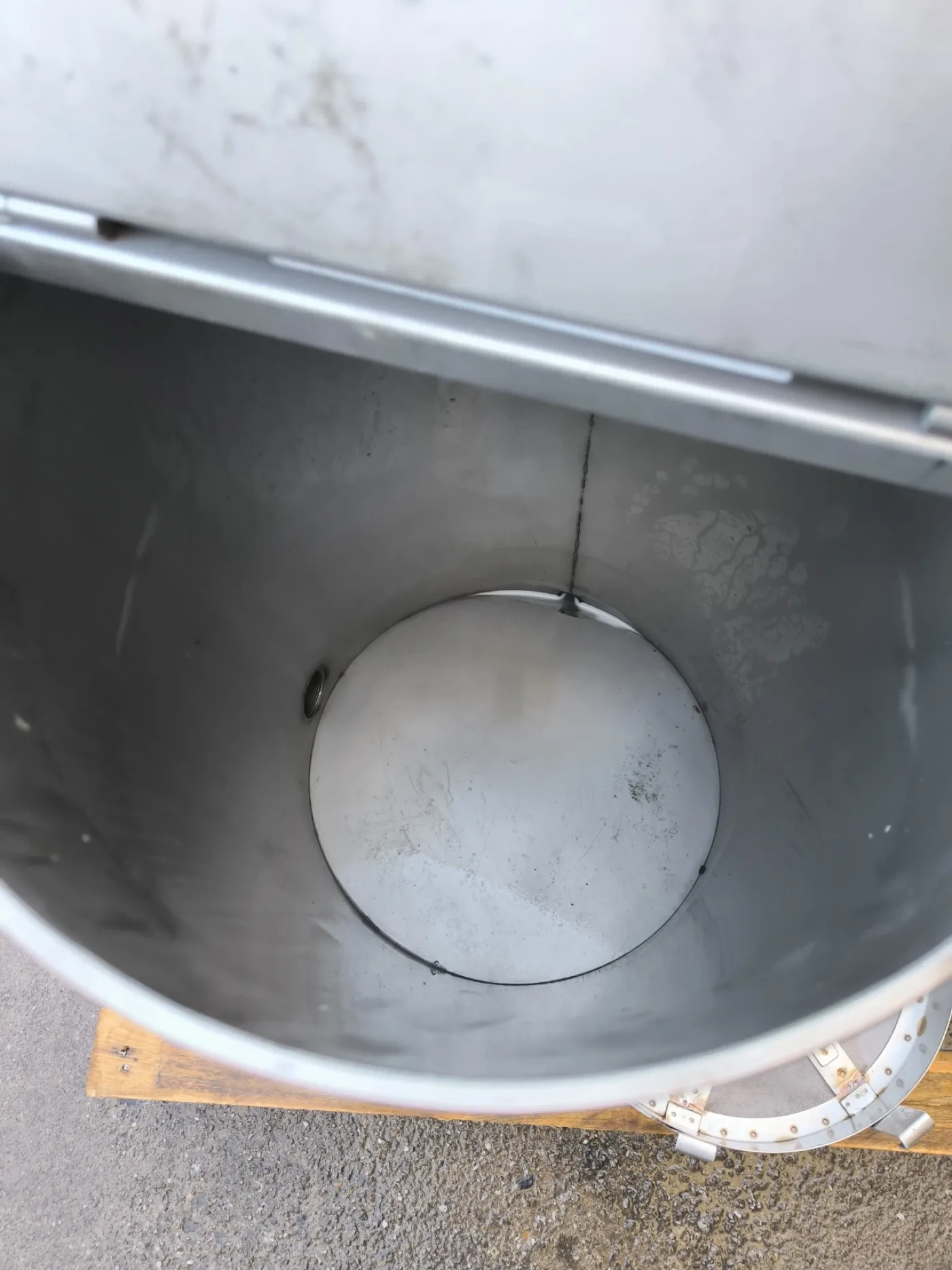 STAINLESS STEEL TANK 70 LITRES - 7