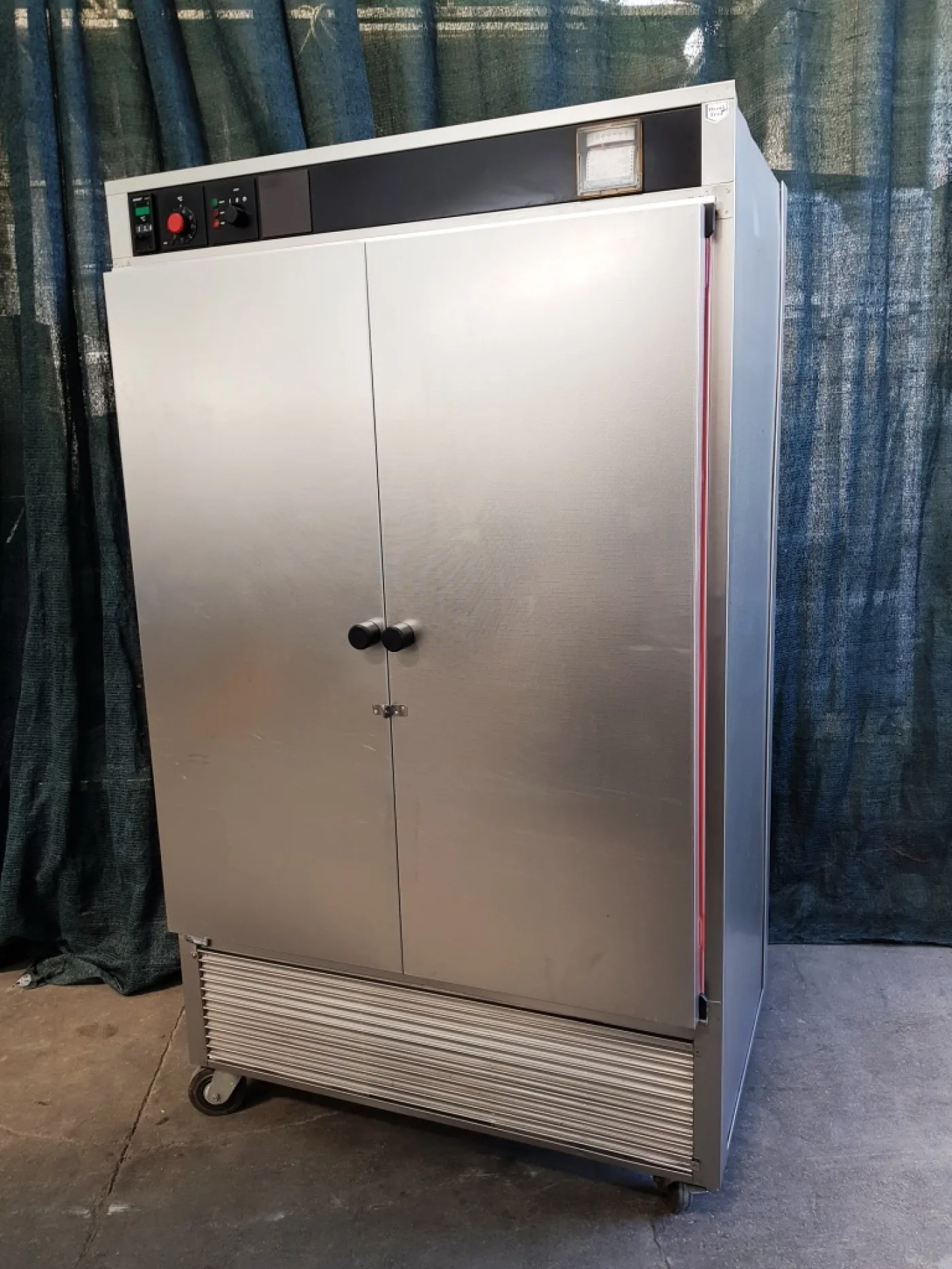 CAMERA TERMOSTATICA REFRIGERATA – MEMMERT – MOD. BKE80 - 2