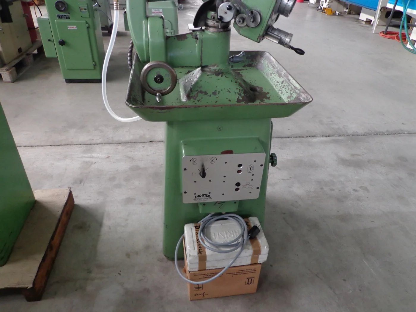 BOHRER-SCHLEIFMASCHINE “CHRISTEN” TYP 2-32 - 5