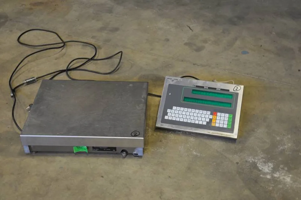 Weighing scales