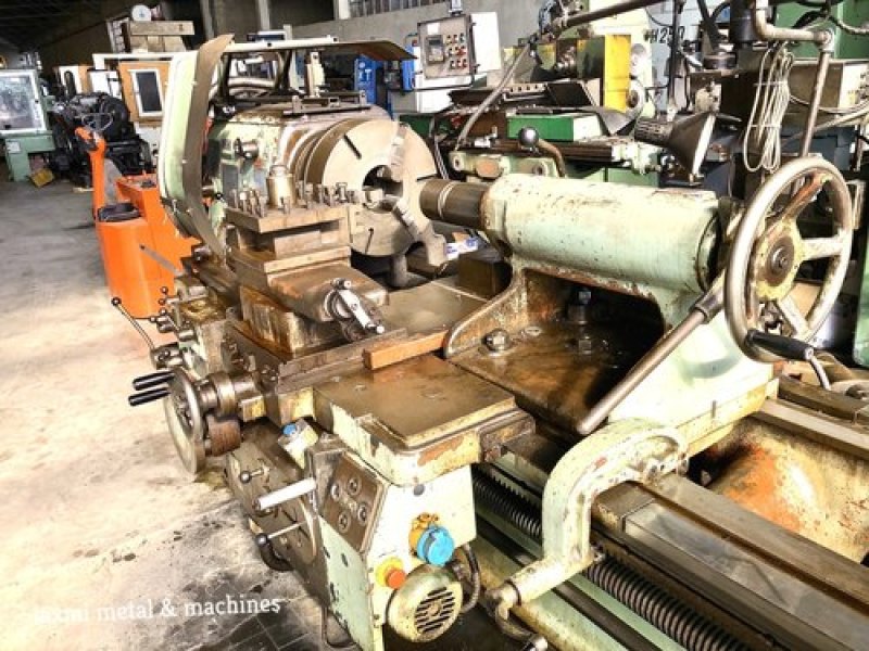 LATHE MACHINE, TOS - SU 80A. - Laxmi Metal & Machines, Rohtak