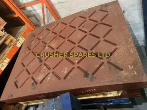 J006.114 | B0355 | Jaw Plate | Kue-Ken / Brown Lenox |