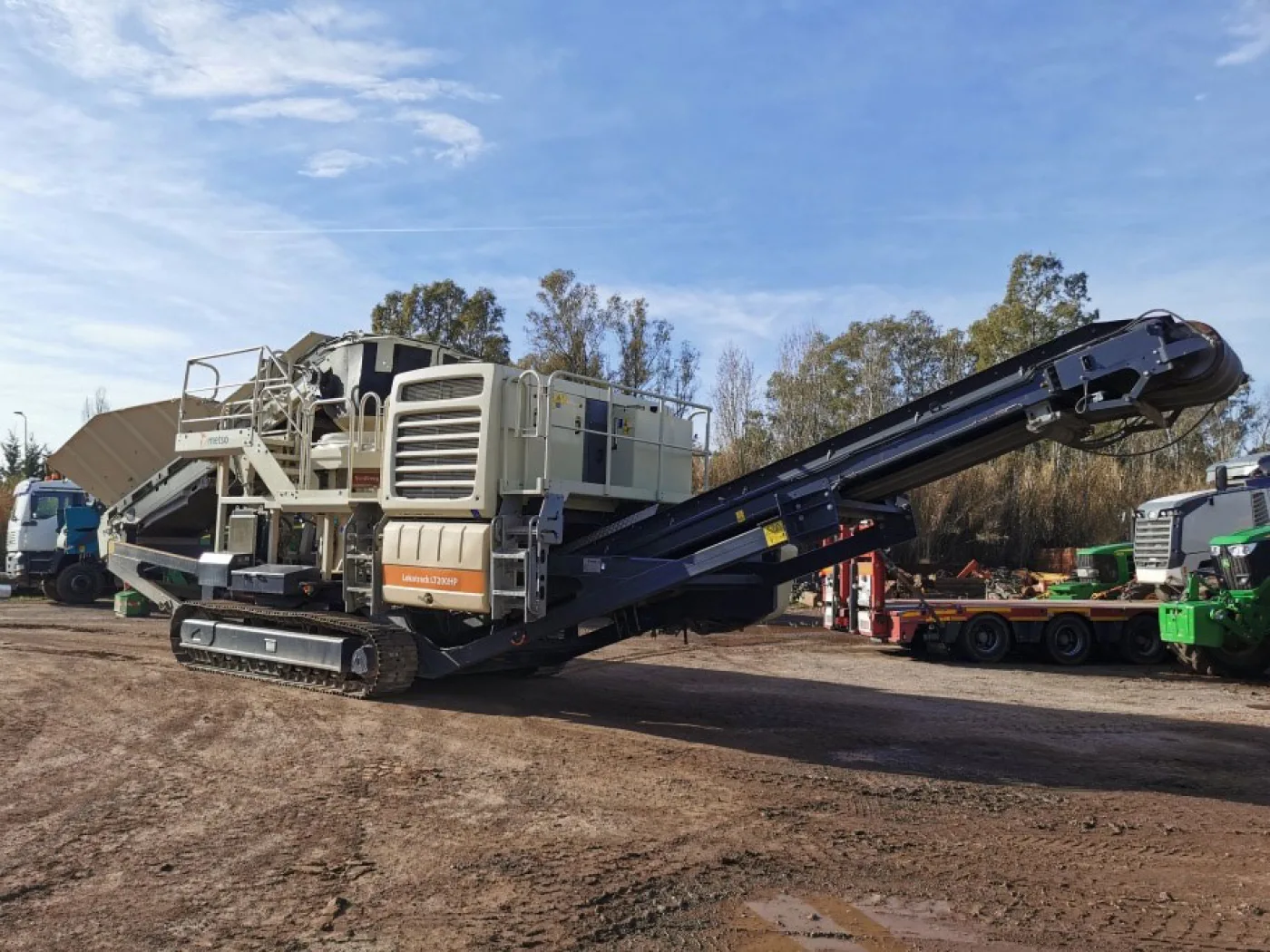 Powerscreen Trakpactor 550 Impact Crusher - 1