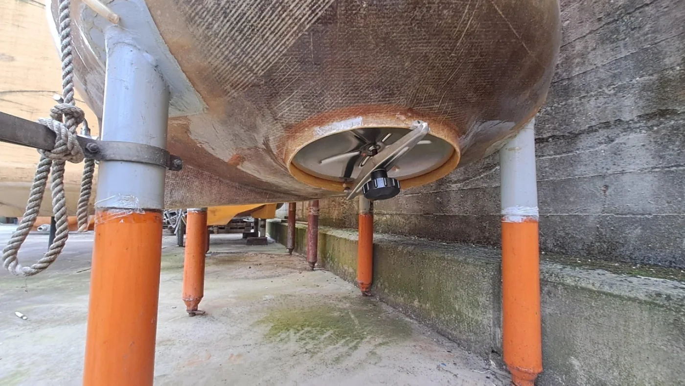 FIBERGLASS TANK VARIABLE CAPACITY FIRM GIMAR ROUNDED BOTTOM, CAPACITY HL 60 ABOUT, SECOND-HAND EQUIPMENTS - 3