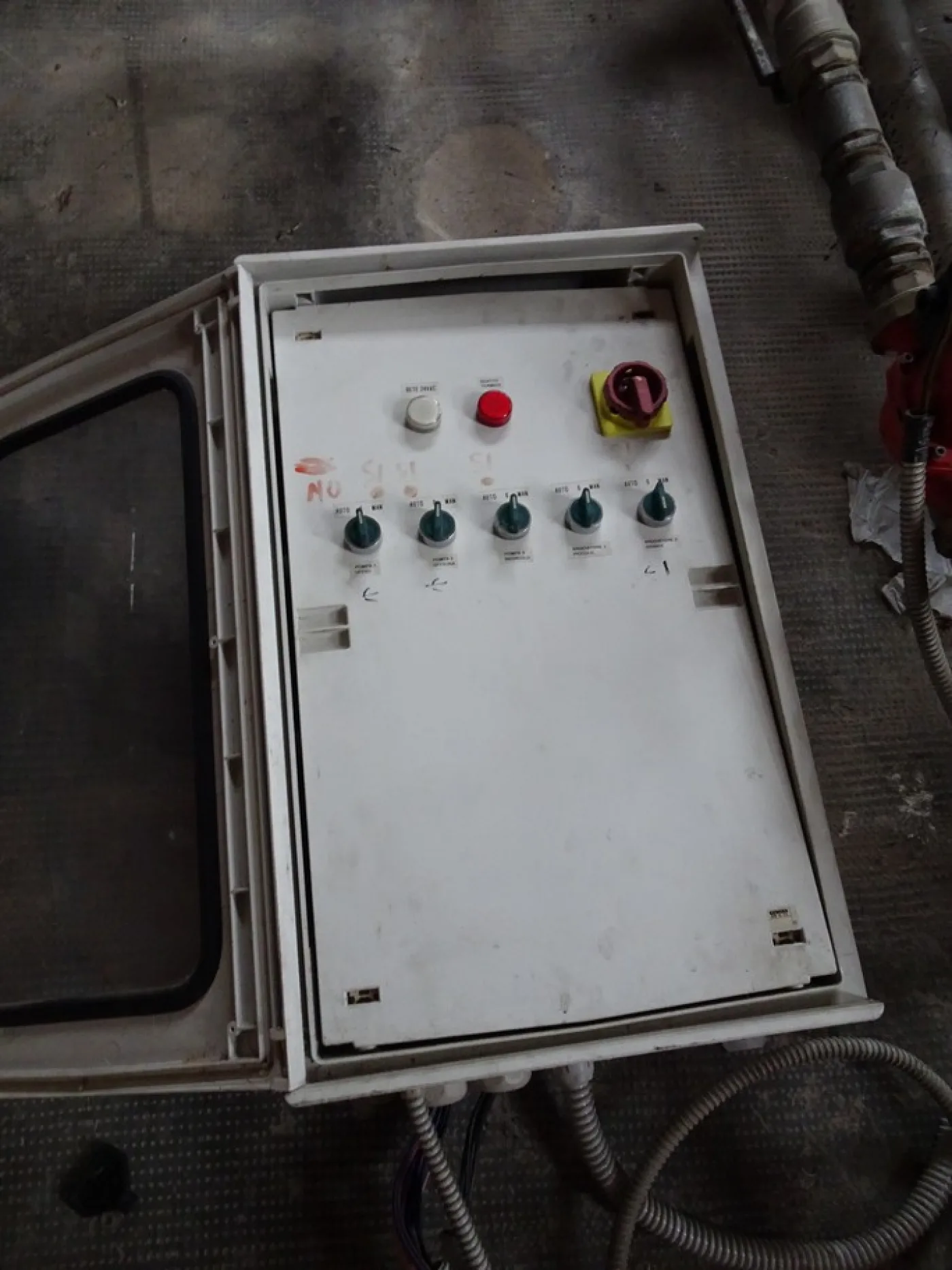 BOILER HOVAL SR PLUS 250KW LOW PRESSURE, USED EQUIPMENT - 8