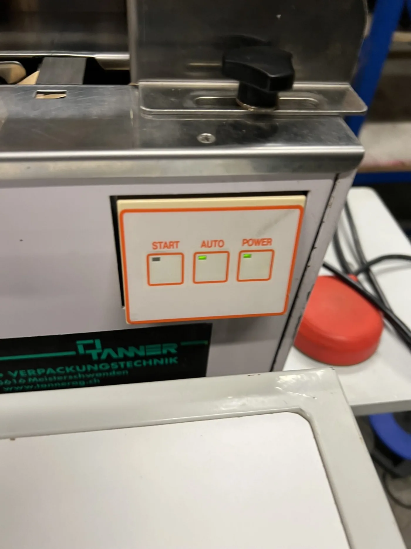 Banderoleuse TANNER COM JD-240F - 6