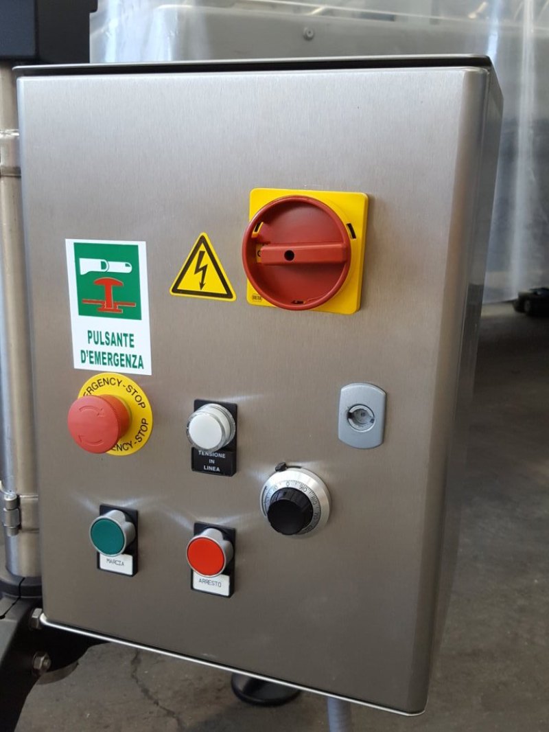 NASTRO TRASPORTATORE MOTORIZZATO A TAPPARELLE IN ACCIAIO INOX