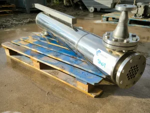 1,38 m2 STAINLESS STEEL 316L INSULATED TUBULAR HEAT EXCHANGER