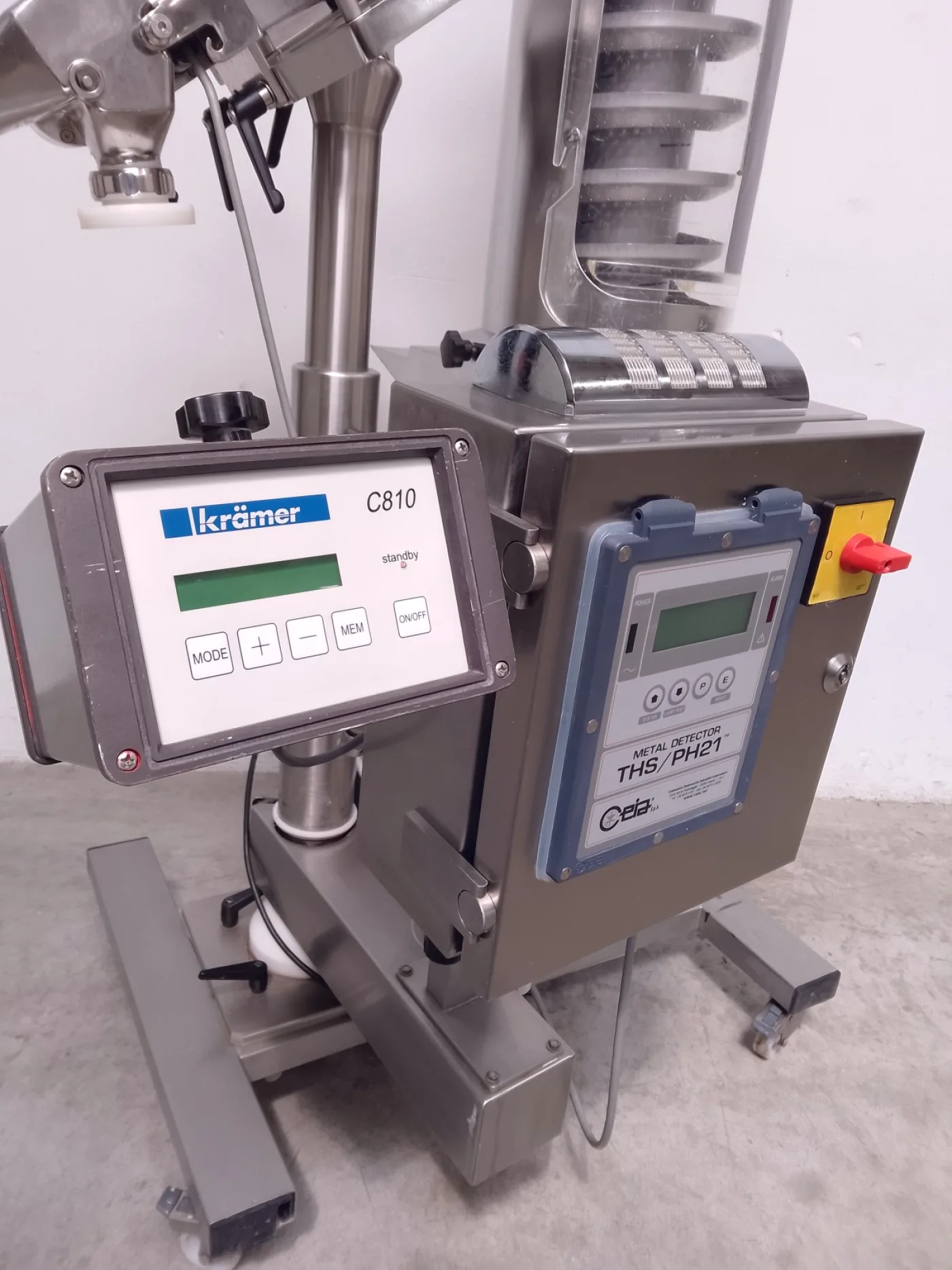 DEPOLVERIZZATORE COMPRESSE CON RILEVATORE METALLI – KRAMER – MOD. E2000-500ER - 4