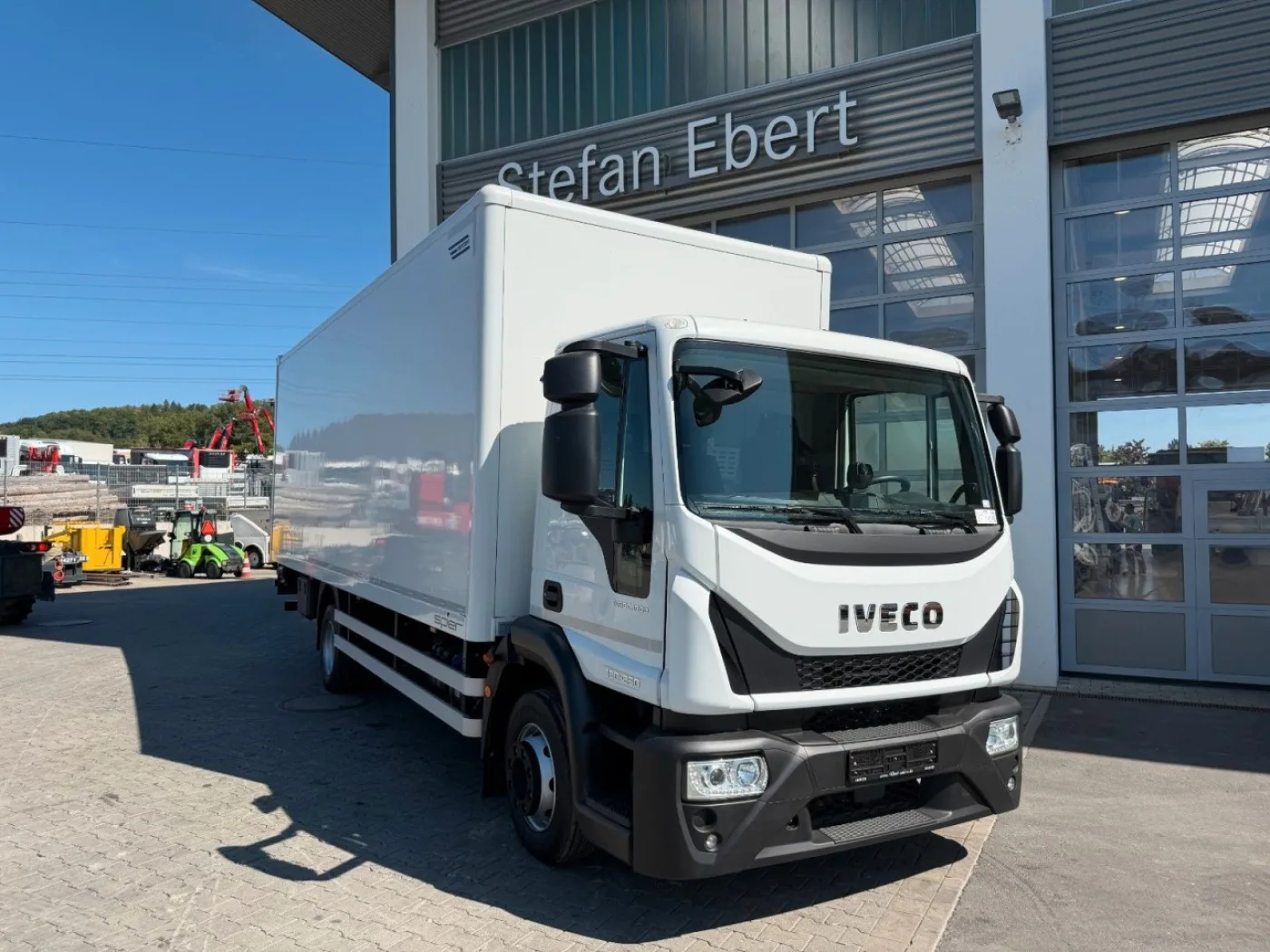 Iveco Eurocargo ML120E25 LBW PAlfinger 1.500kg 3 Sitze - 1