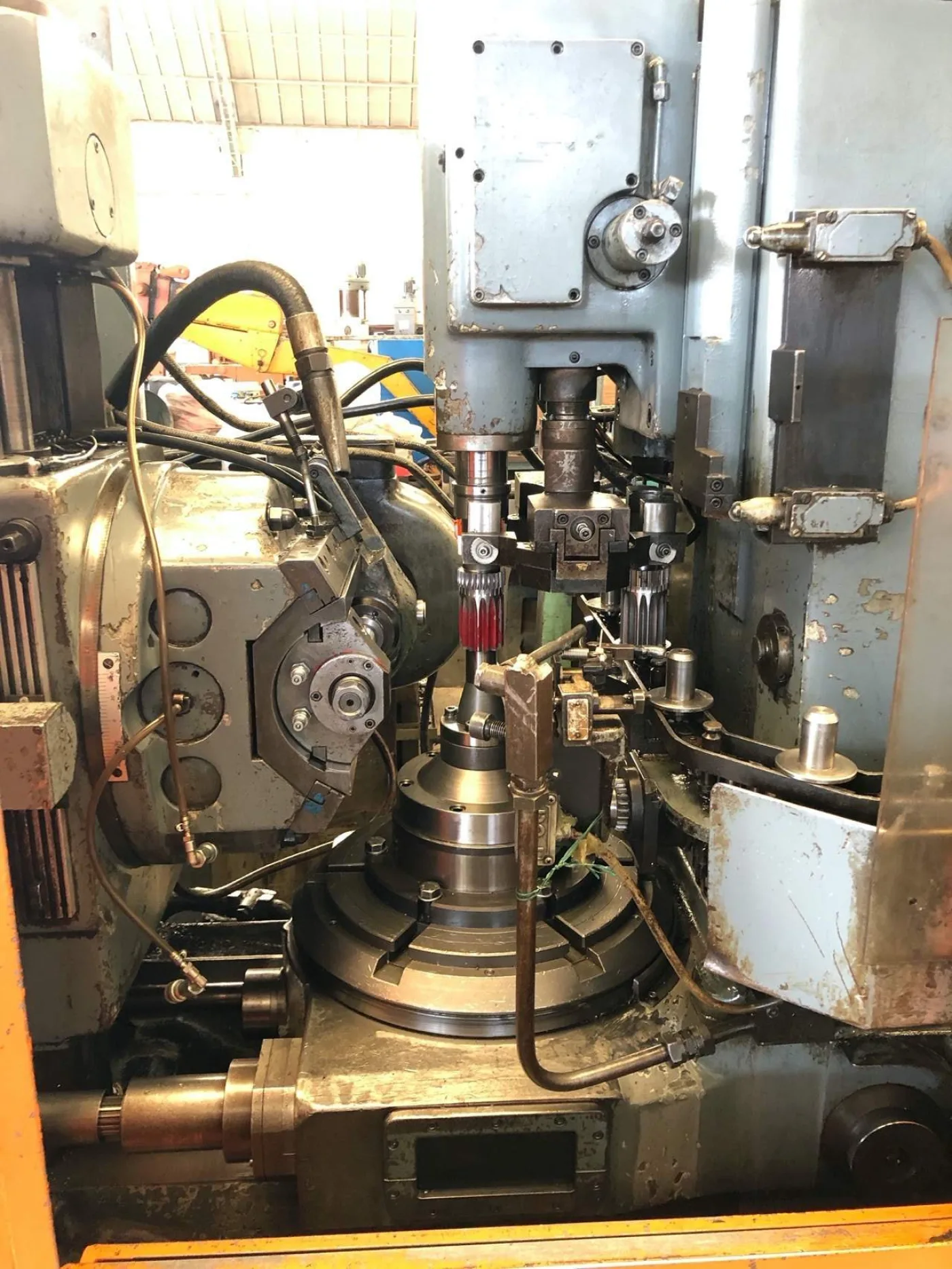 GEAR HOBBING, PFAUTER - P 400. - Laxmi Metal & Machines, Rohtak - 5