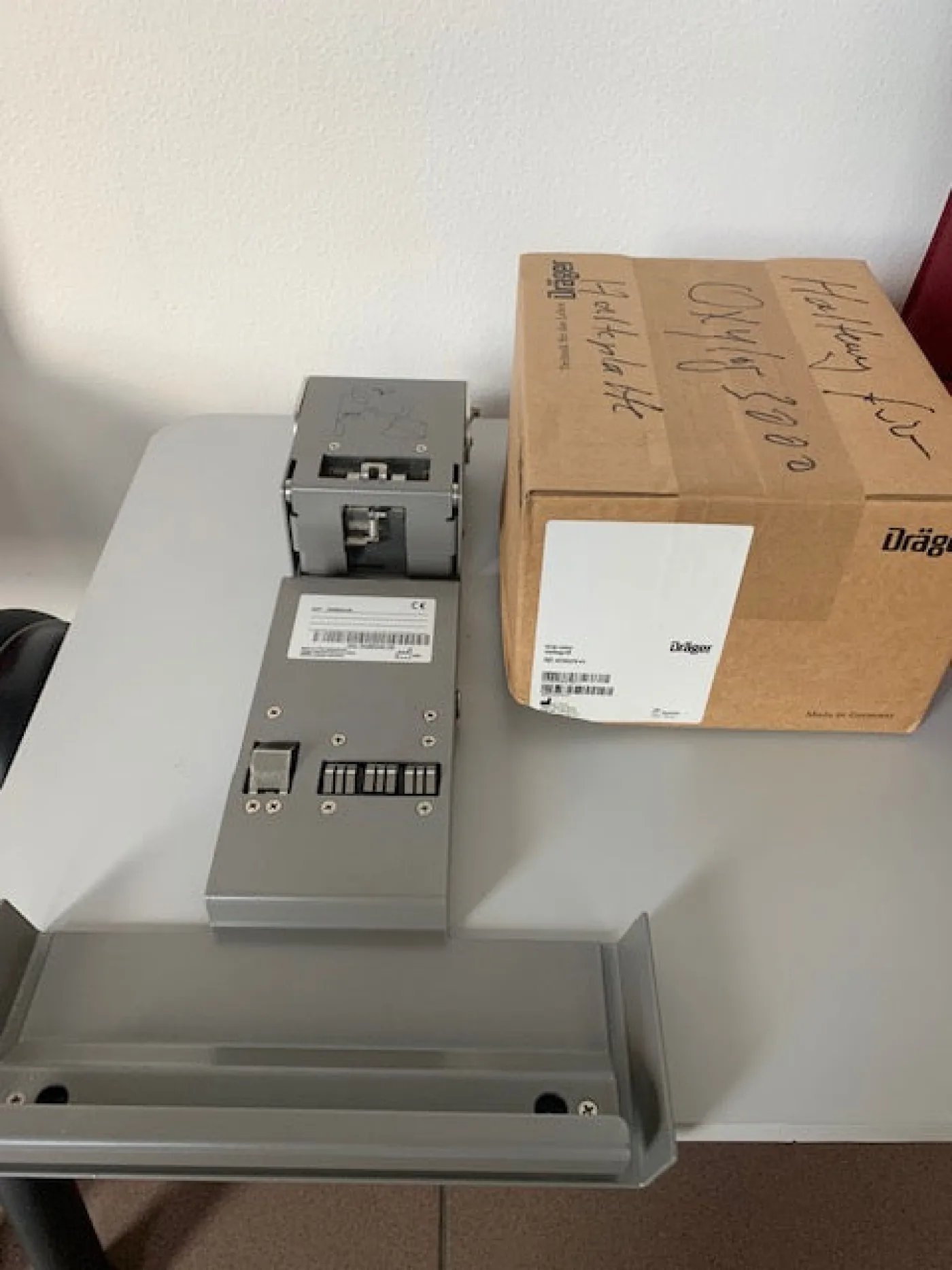 Dräger 2M86940-06 RTW-Halterung für Oxylog 3000 - 1