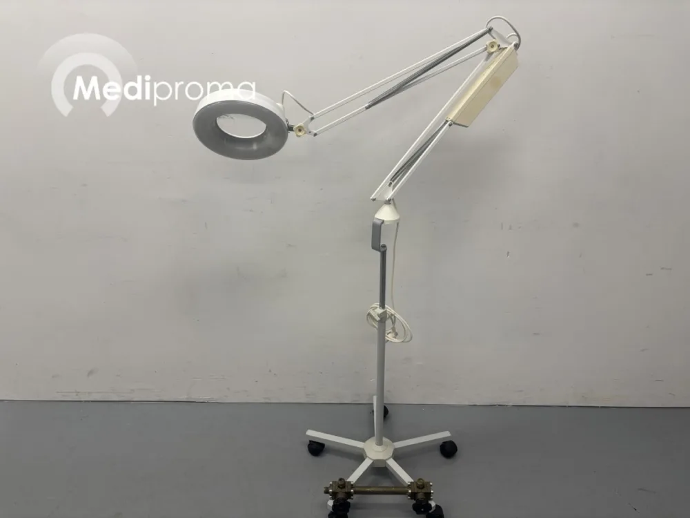 AFMA 100/LF Medical Magnifier
