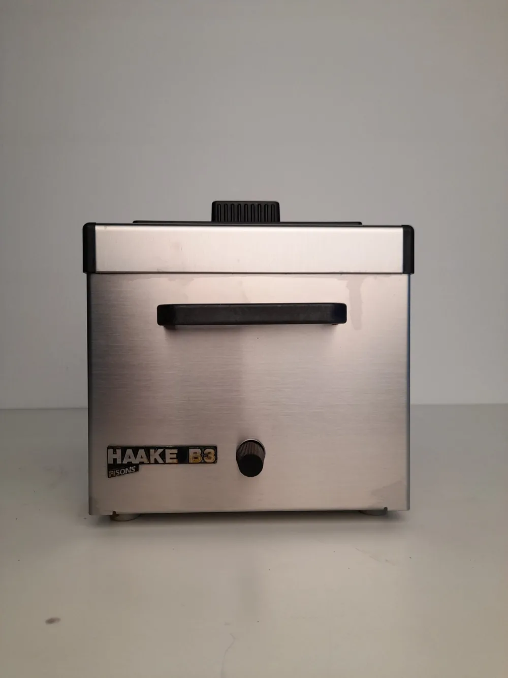 1520 - Used Haake water bath B3