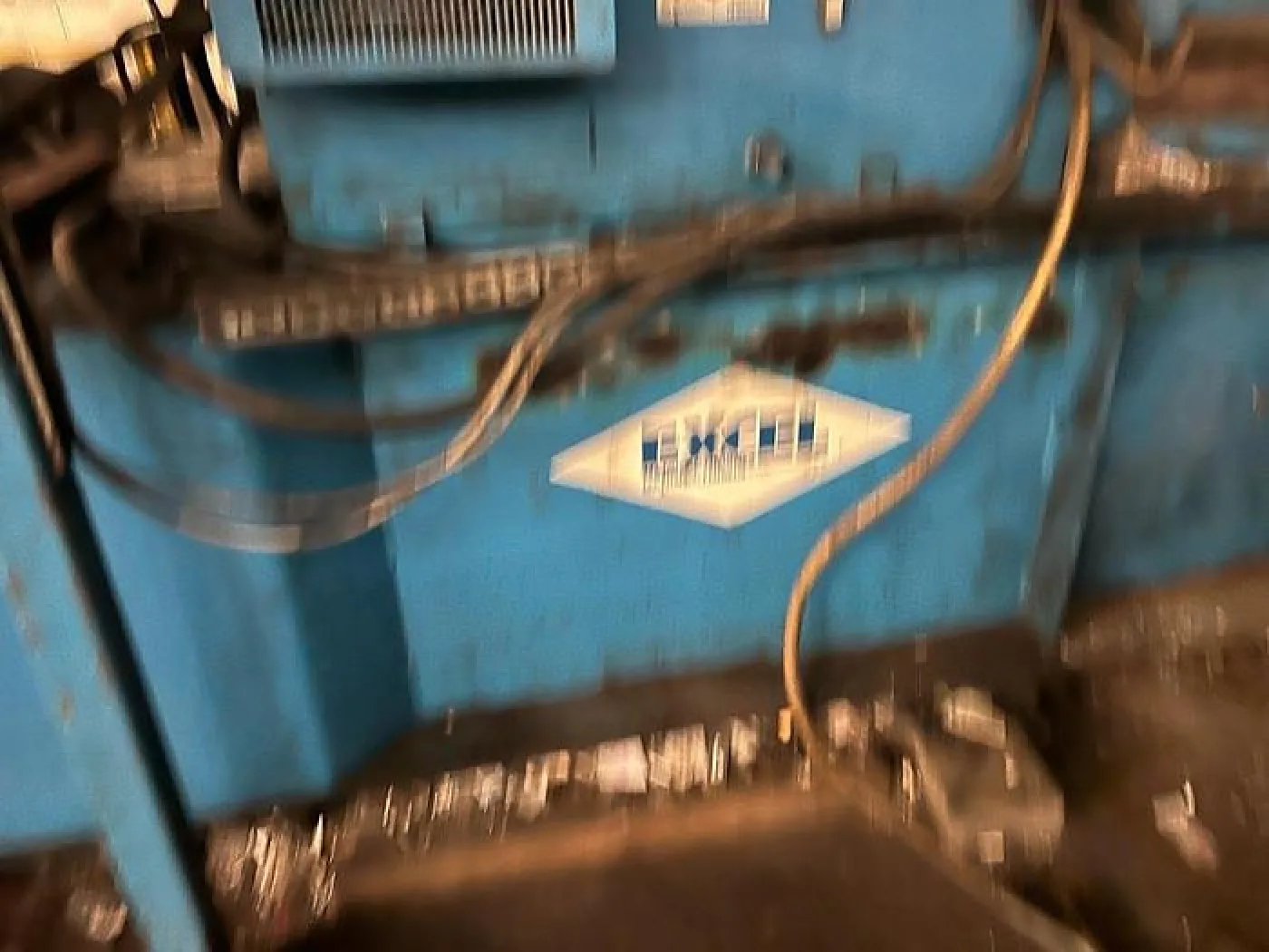 2010 Middleton Engineering Extec PC 1400 Baler and Conveyor - 2