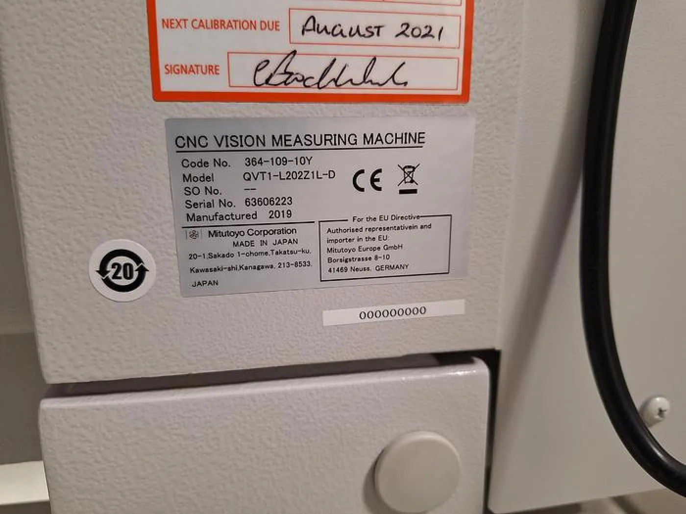 Mitutoyo 202TP Vision Measuring System - 2