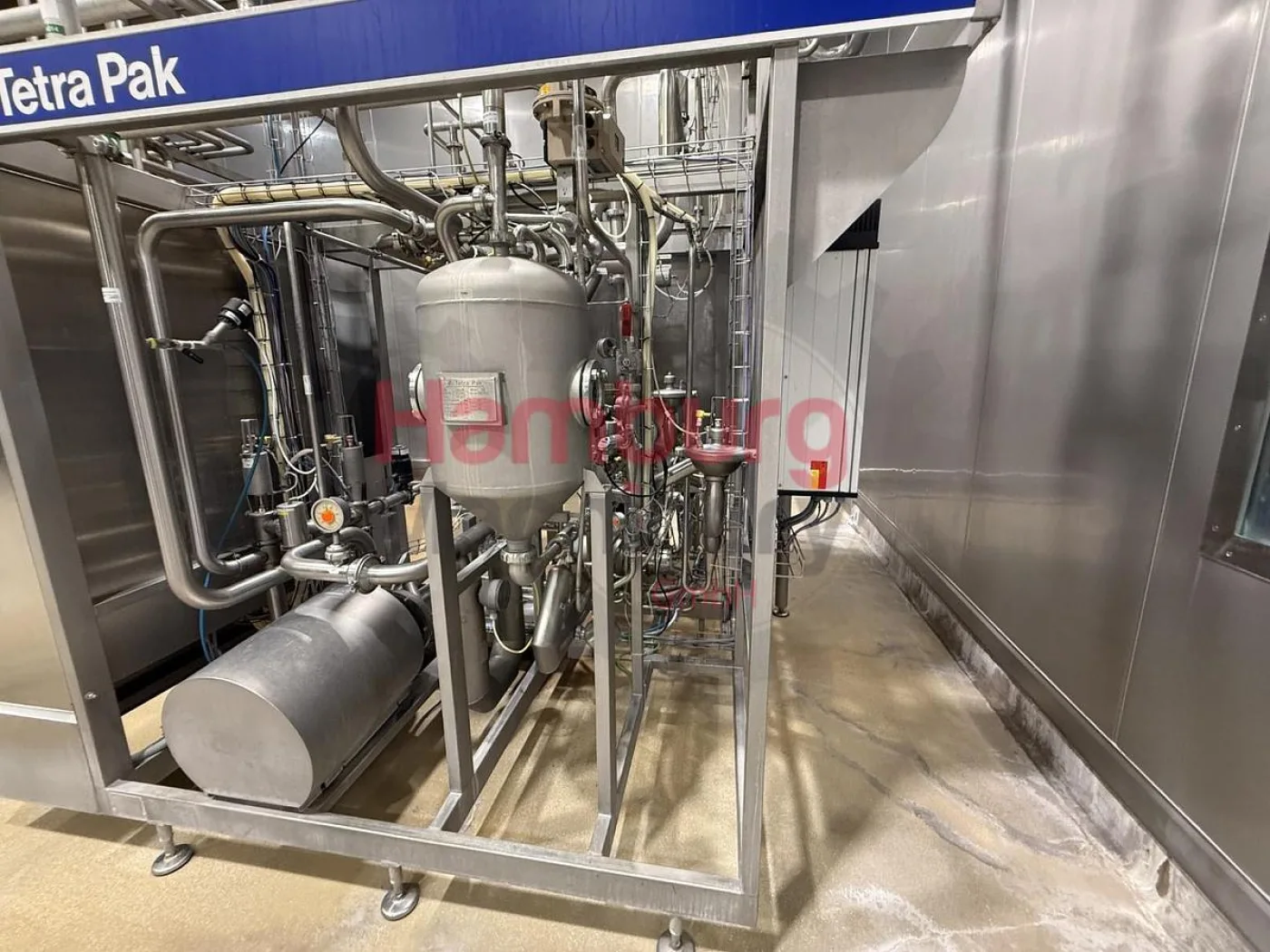 Aseptic processing plant, bottle blowing, filling, closing, labelling and packing line for PET bottles of 0,4/0,5/1,5 liter - Tetra Pak / Sidel / Krones - 5