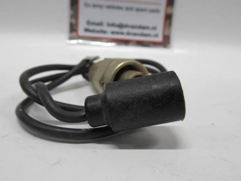 24-volt aansluiting op ontsteking