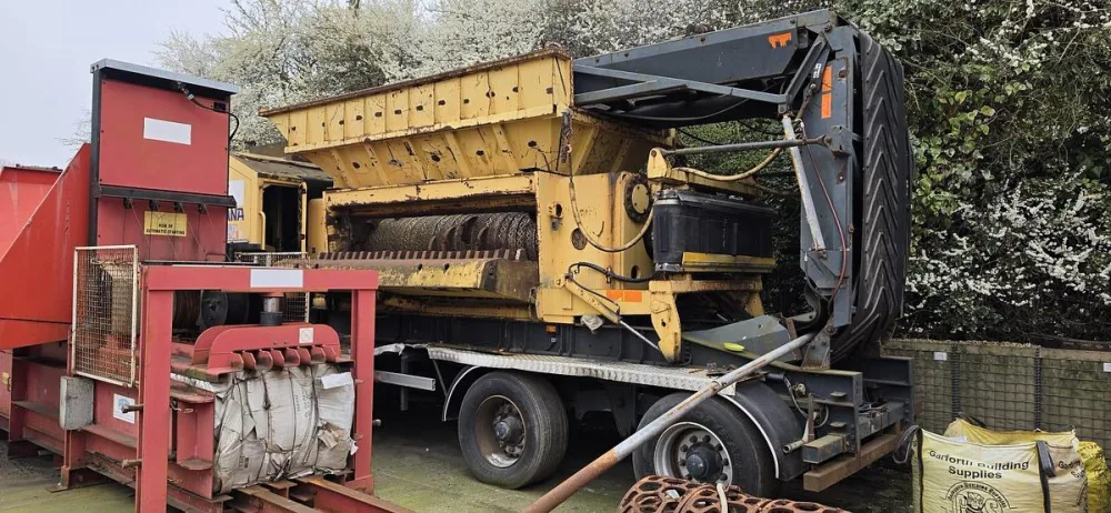 2007 Tana Shark 6330 Slow-speed Shredder